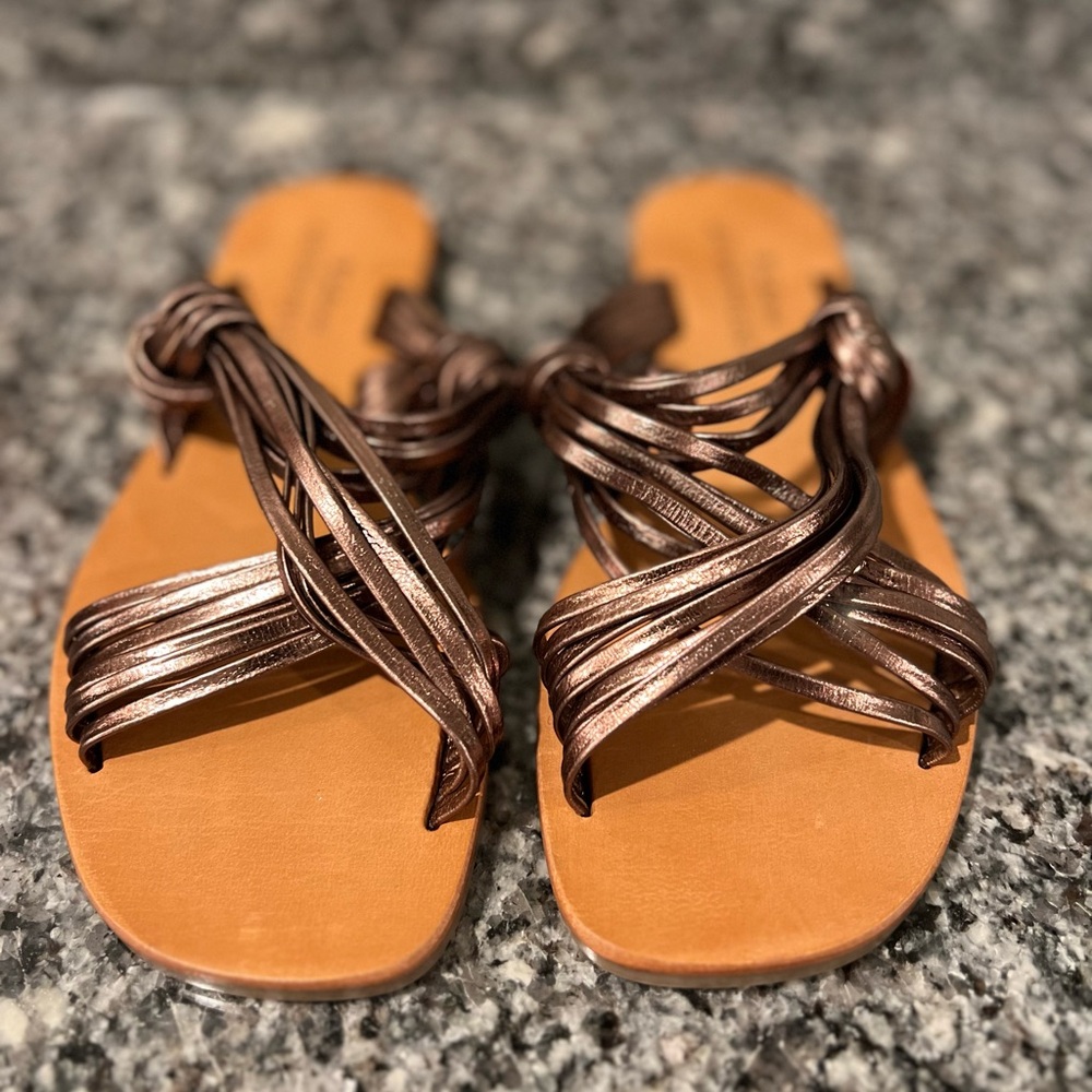 Anthropologie Beach by Matisse Bronze Mystic Sandals Size 7